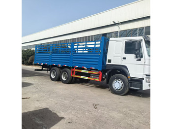 Camião SINOTRUK HOWO: foto 4