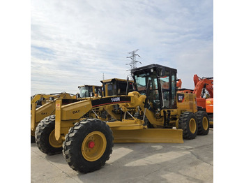 Motoniveladora CATERPILLAR 140H