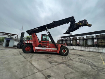 Reachstacker porta contentores KALMAR