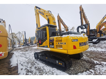 Escavadora de rastos KOMATSU PC200-8