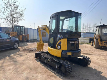 Mini escavadeira KOMATSU PC35