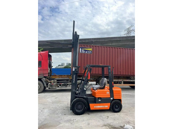 Empilhadeira a diesel Toyota FD25: foto 2