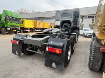 Tractor SINOTRUK HOWO: foto 3