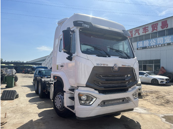 Tractor SINOTRUK HOWO trailer head: foto 3