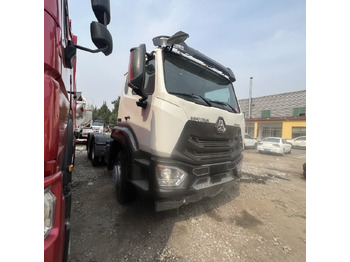 Tractor SINOTRUK