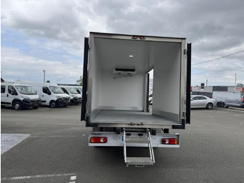 Carrinha frigorífica RENAULT Master 2.3