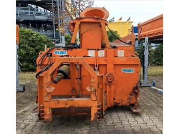 Removedor de neve UNIMOG