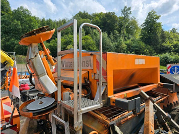 Espalhador de areia/ Sal UNIMOG