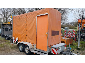 Reboque Mersch VZ 616 Absperrtafel FAT Nissen Horizont Verkehrsleittafel Verkehrsleitanhänger Verkehrssicherungsanhänger Leitanhänger: foto 5