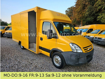 Carrinha de contentor IVECO Daily
