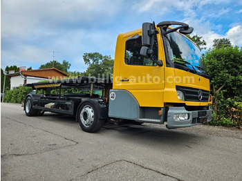 Camião transportador de contêineres/ Caixa móvel MERCEDES-BENZ