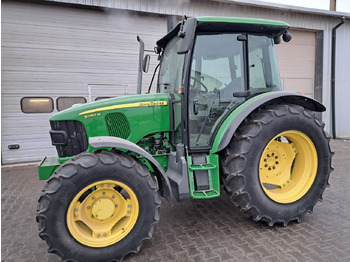 Trator JOHN DEERE 5090M