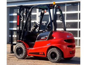 Empilhadeira a diesel MANITOU