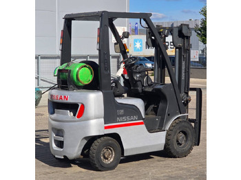 Empilhadeira a gás Nissan L01A15: foto 2