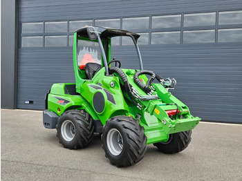 Mini pá carregadora de rastos AVANT