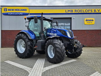 Trator NEW HOLLAND T7.230