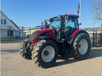 Trator VALTRA N134