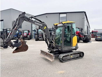 Mini escavadeira VOLVO ECR35D