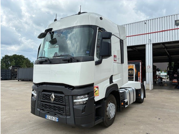 Tractor RENAULT T