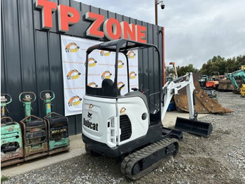Mini escavadeira BOBCAT E17
