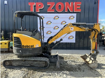 Mini escavadeira BOBCAT E26