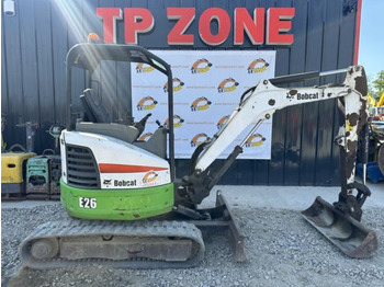 Mini escavadeira BOBCAT E26