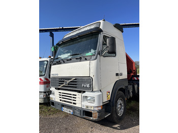 Tractor VOLVO FH16 520