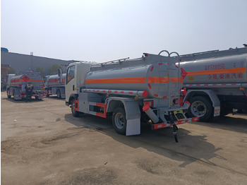 Caminhão tanque novo SINOTRUK Light Fuel Tanker [alternative: Dongfeng]: foto 3