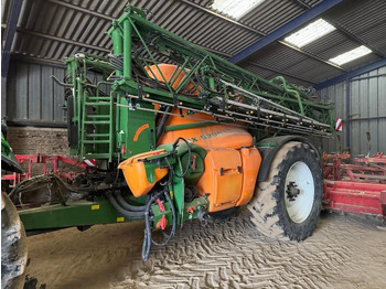 Pulverizador de arrastar AMAZONE