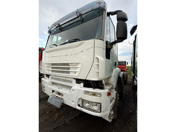 Camião chassi IVECO Trakker