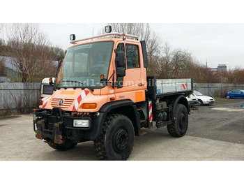 Veículo municipal/ Especial UNIMOG U300