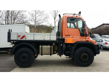 Veículo municipal/ Especial UNIMOG U300