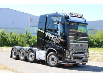 Tractor VOLVO FH16 750