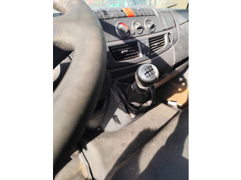 Camião chassi IVECO EUROCARGO 140E25: foto 4