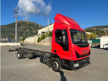 Camião chassi IVECO EuroCargo