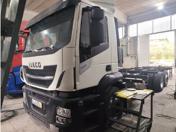 Camião de caixa aberta/ Plataforma IVECO Stralis
