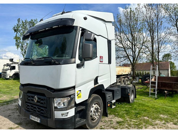 Tractor RENAULT T 460