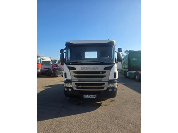 Tractor SCANIA P 450