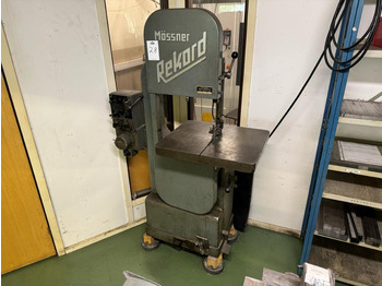 Máquina para metal