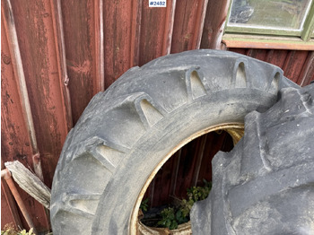 Roda completa por Máquina agrícola 2 tractor tires with rims and rings: foto 4