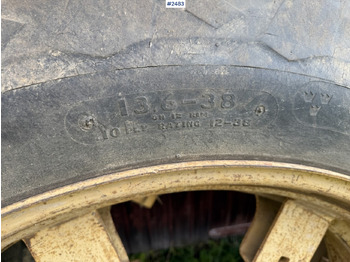 Roda completa por Máquina agrícola Tractor tires with rings Goodyear 13.6-38: foto 4
