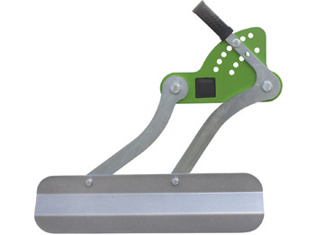 Maquina para lavrar a terra BOMET