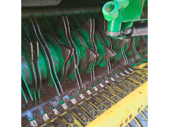 Leasing de ROTOPRESSA JOHN DEERE 592 ROTOPRESSA JOHN DEERE 592: foto 4 Leasing de ROTOPRESSA JOHN DEERE 592 ROTOPRESSA JOHN DEERE 592: foto 4