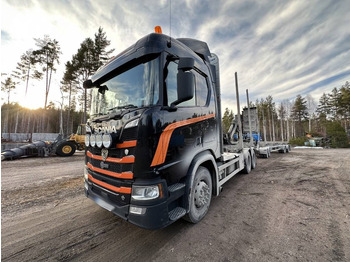 Camião de transporte de madeira SCANIA R 650