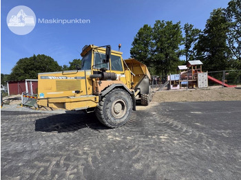 Caminhão articulado VOLVO A25C