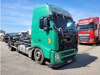 Camião transportador de contêineres/ Caixa móvel VOLVO FH12 420
