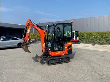 Mini escavadeira KUBOTA KX016-4