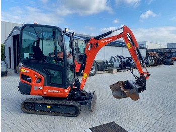 Mini escavadeira KUBOTA KX019-4