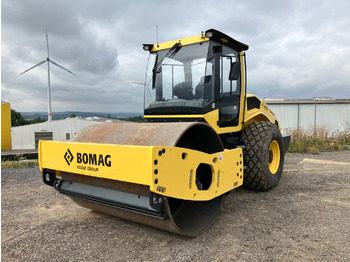Rolo BOMAG