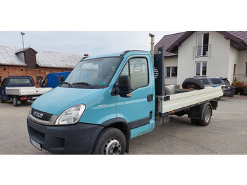 Carrinha de caixa aberta IVECO Daily
